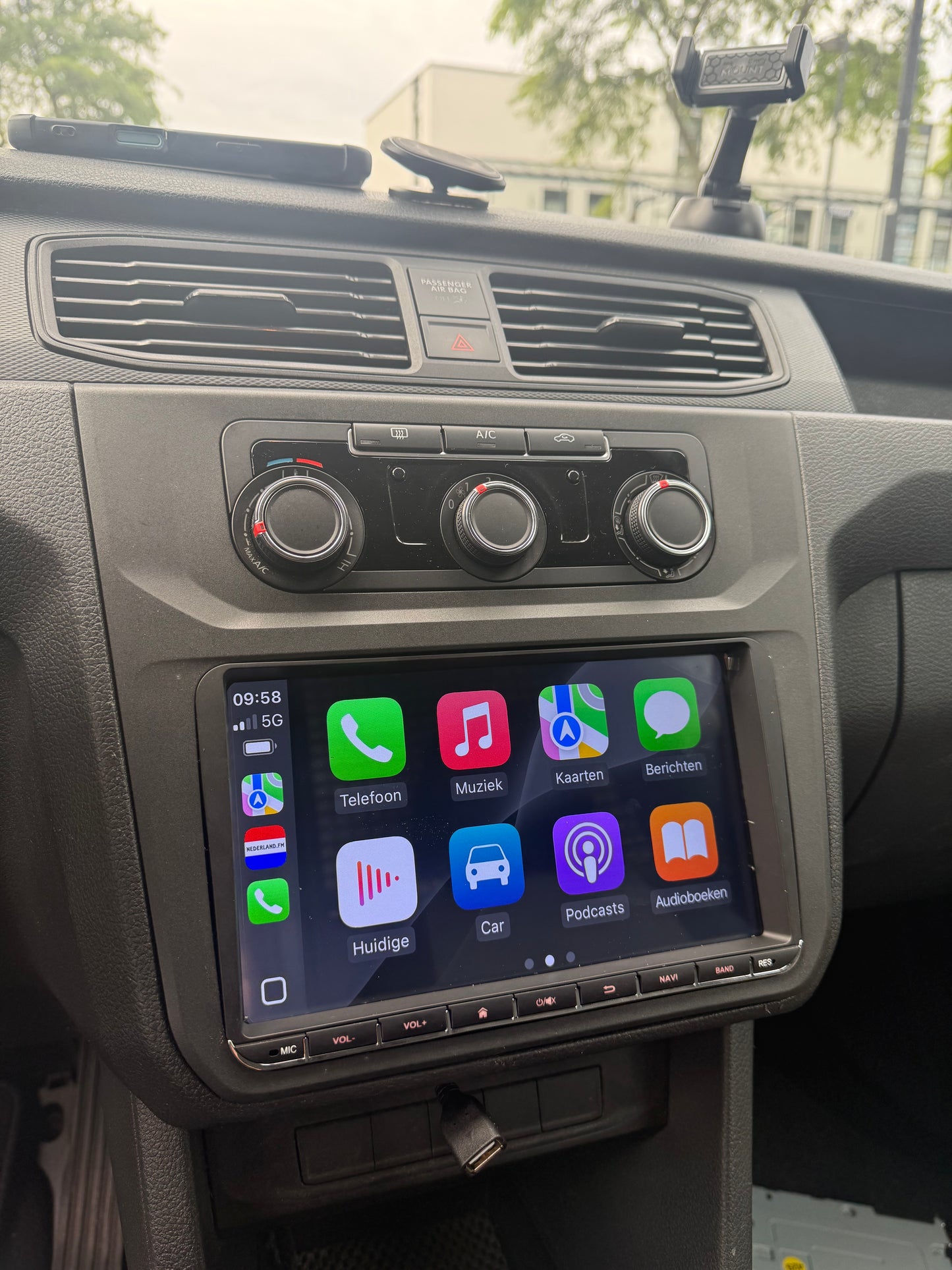 Volkswagen Bildschirm | Carplay und Android Auto kabellos | 2G-64 GB